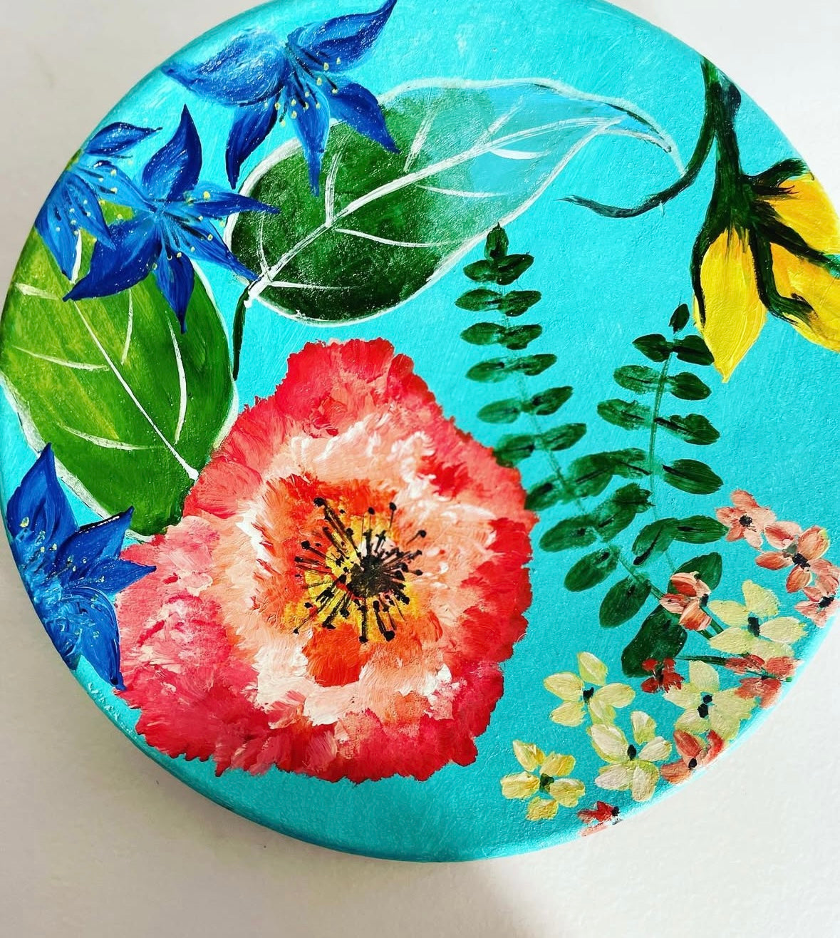Botanical Burst – Hand Painted Terracotta Plate Set of 4