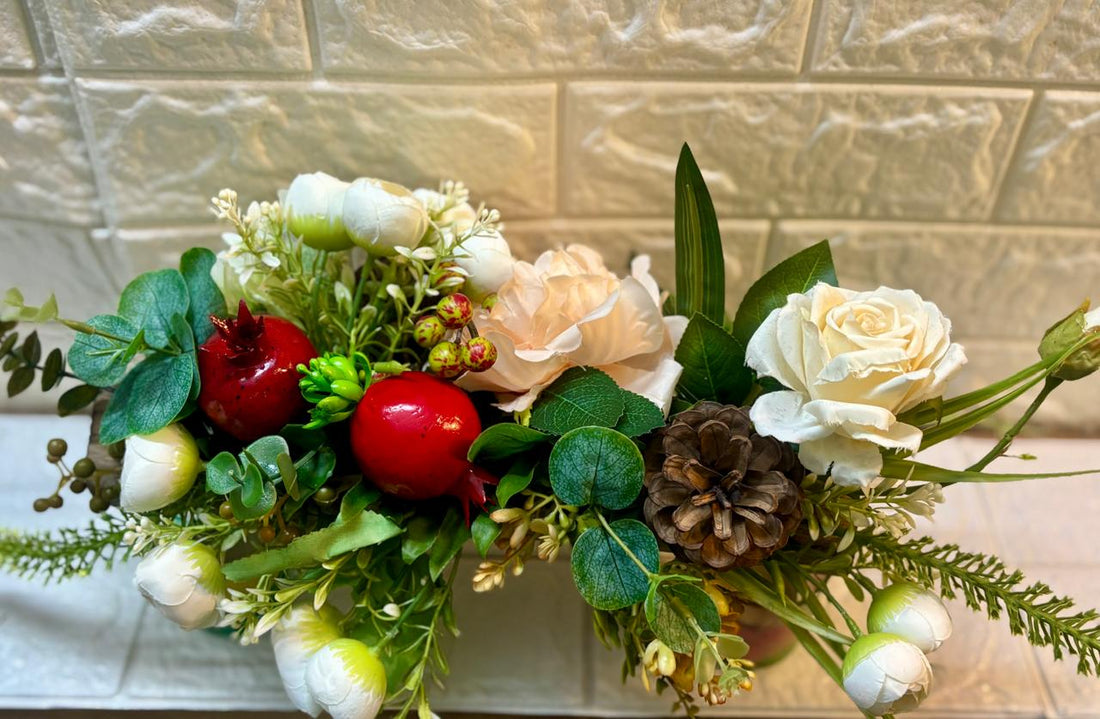 Festive Harvest – Floral & Botanical Arrangement